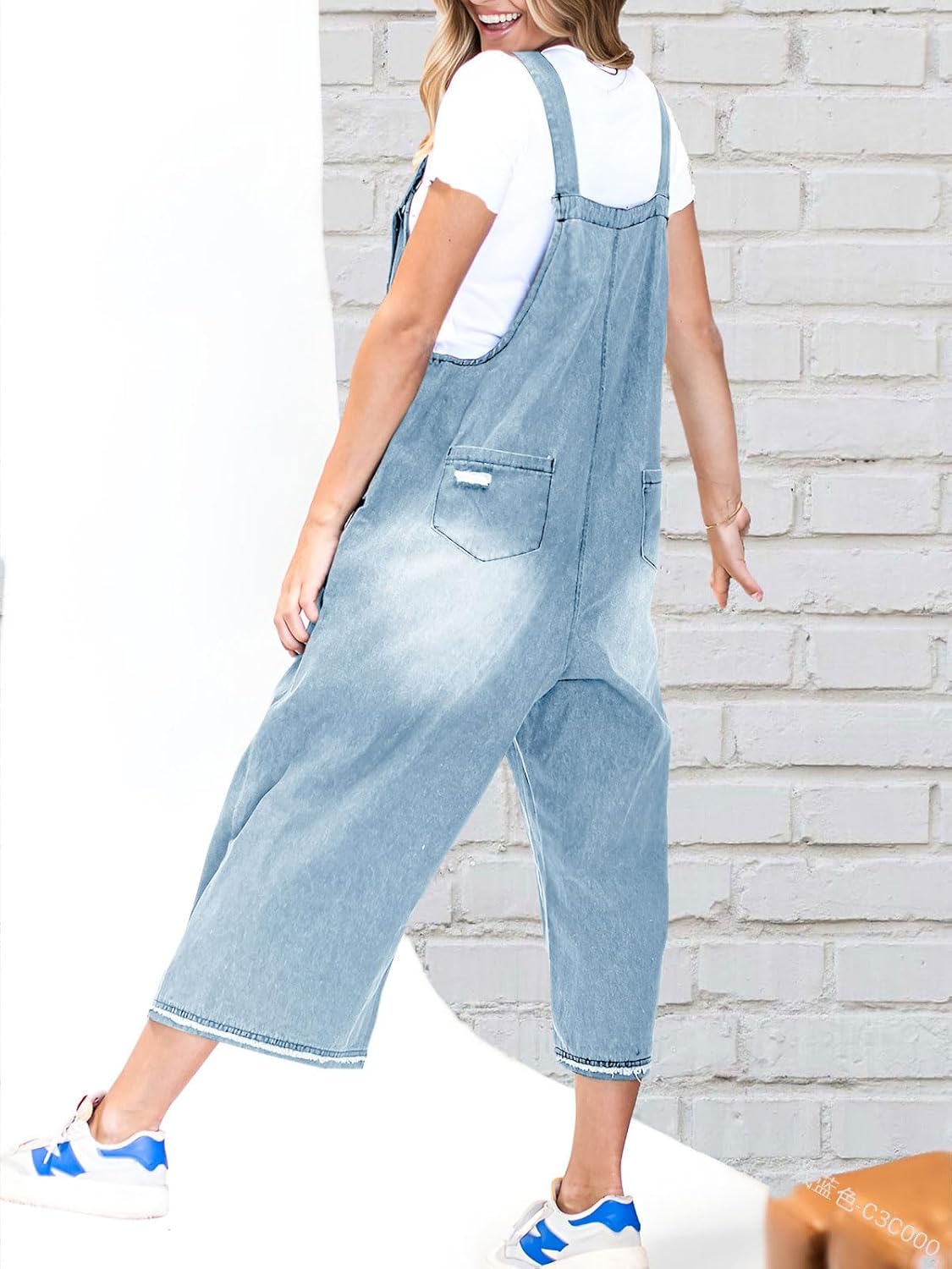 đžDamjeans med knappar (begrĂ€nsad upplaga)