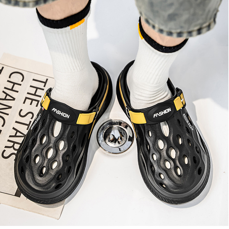Unisex avslappnade och lätta slip-on-träskor
