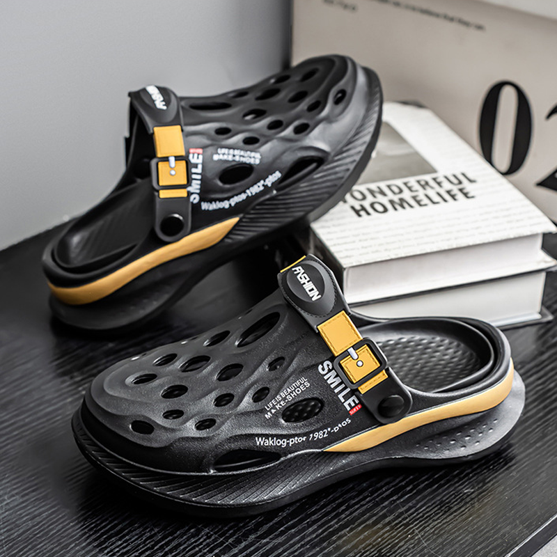 Unisex avslappnade och lätta slip-on-träskor
