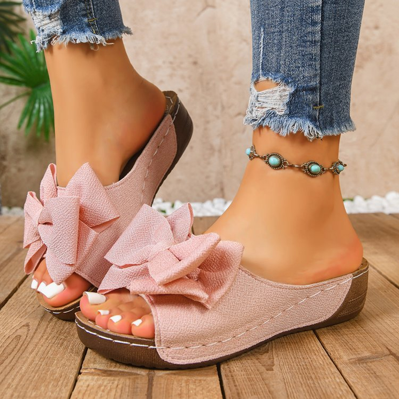 đĄ 50 % RABATT! đ TÄöppna sandaler med kilklack och rosett för damer â eleganta, bekvĂ€ma och perfekta för sommaren och festliga tillfĂ€llen đž