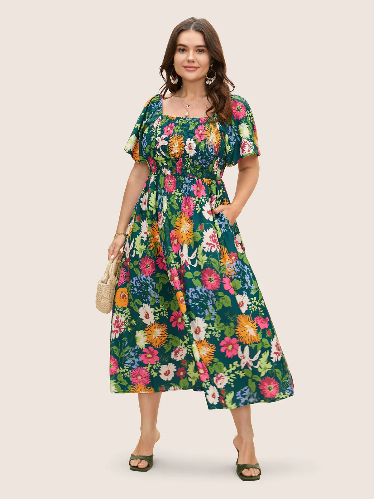 ⏰Sommarrea – 70 % rabatt💃Midi-klänning med blommönster, smockad krage och fickor