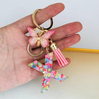 🎁Sista dagen 49 % RABATT🔥 🌼Nyckelringar med initialer🦋