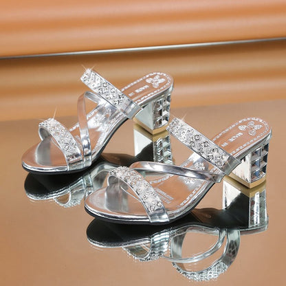Damersandaler med blockhäl och rhinestone-utsmyckning