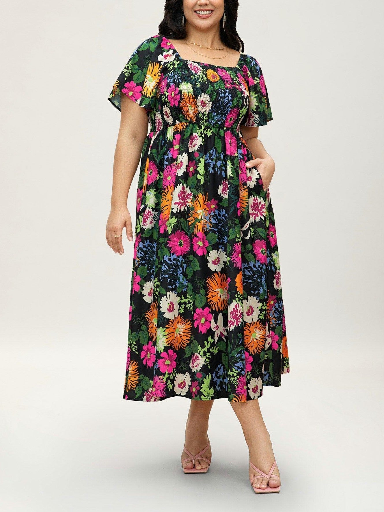 ⏰Sommarrea – 70 % rabatt💃Midi-klänning med blommönster, smockad krage och fickor