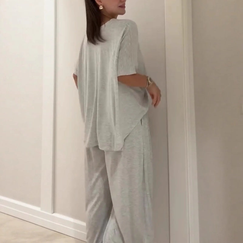 Damset med kortärmad topp och vida byxor i enfärgat tyg