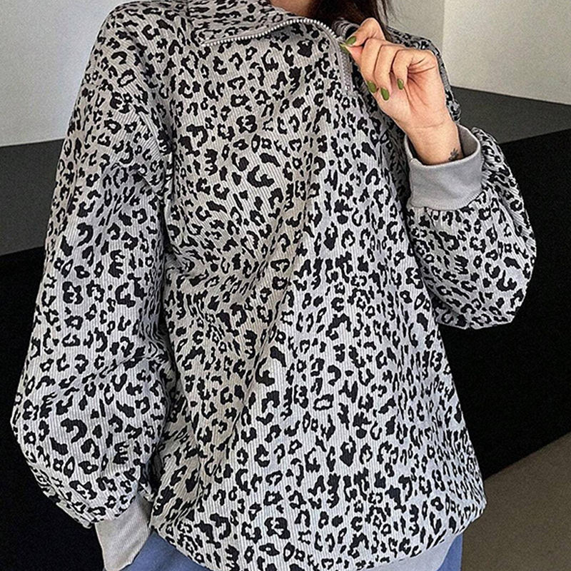 Damtröja med leopardmönster och halv dragkedja