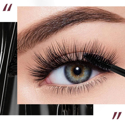 Kladdfri mascara som böjer och förlänger håret