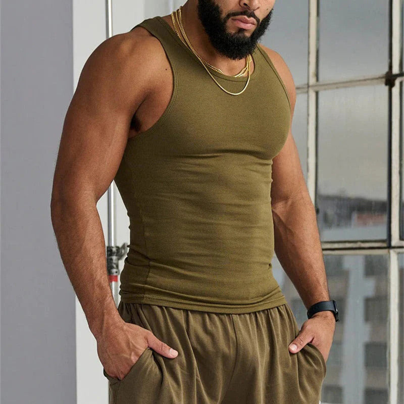 Tanktop för män i slim- och muscle-passfor