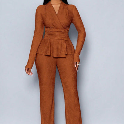 2-delat set med peplum-top och byxor för dam