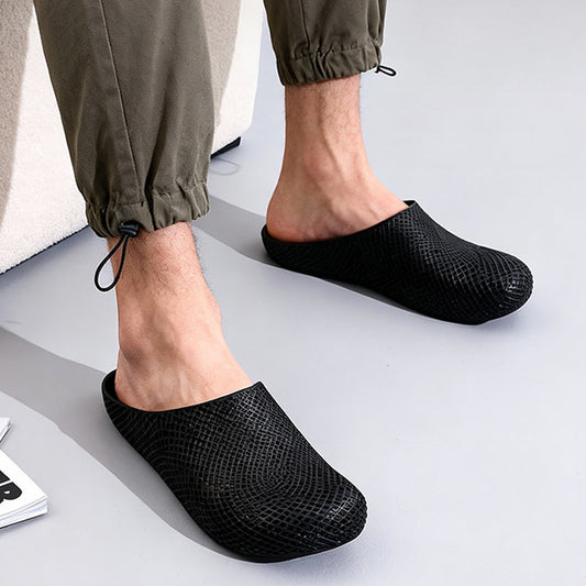 Unisex-tofflor i ventilerande nätmaterial