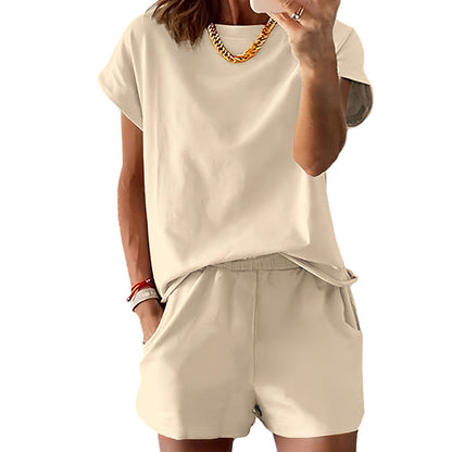 Set med T-shirt och shorts för damer