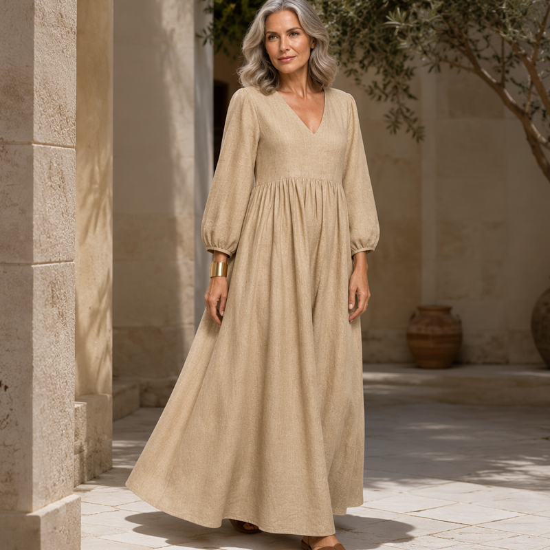 Trend just nu⭐ 👗 Elegant veckad långklänning med V-hals – perfekt för fest och vardag
