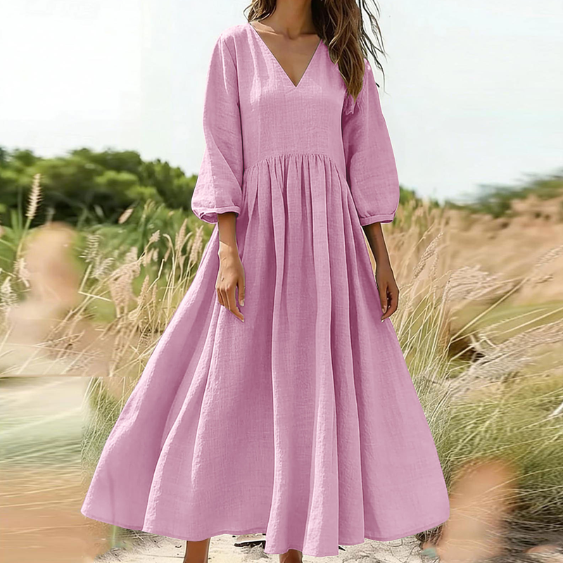 Trend just nu⭐ 👗 Elegant veckad långklänning med V-hals – perfekt för fest och vardag